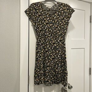 Women’s midi dress.